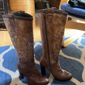 Italian leather boots.  Embroidered flowers. Knee high ( 17 inches) 3.5 in heel